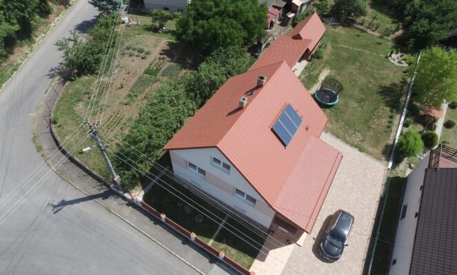Jak připravit střechu na fotovoltaiku: Je vaše střecha vhodná?